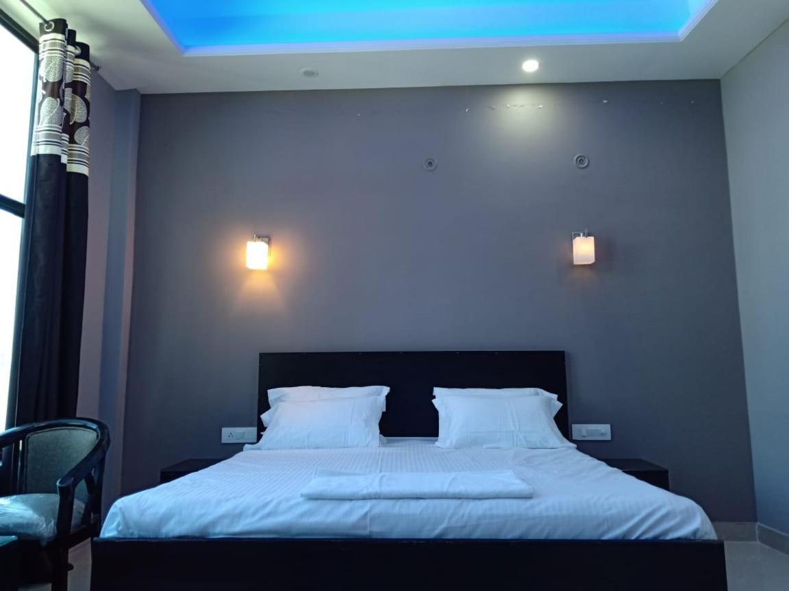 Hotel-78 Pithorāgarh Kültér fotó