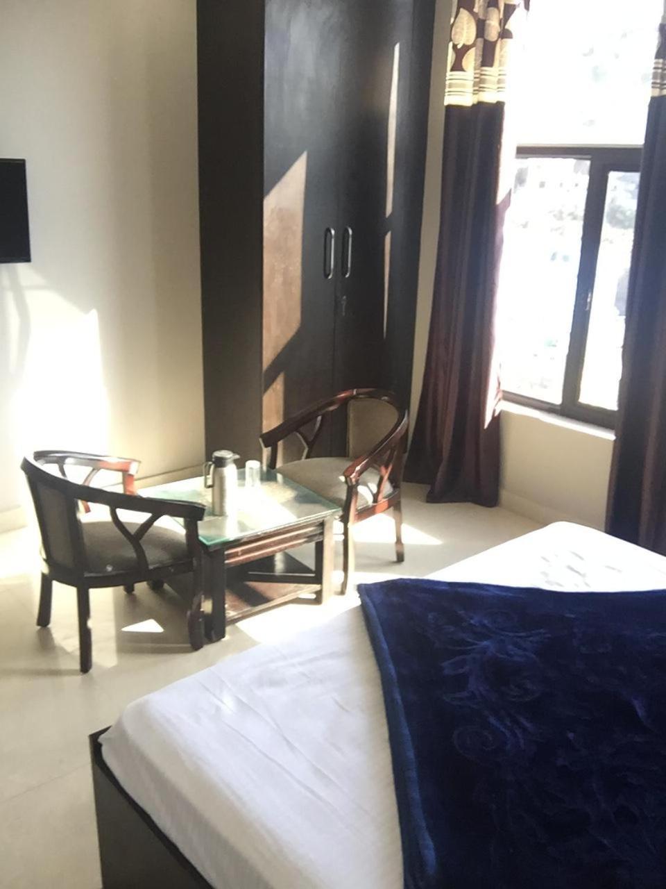 Hotel-78 Pithorāgarh Kültér fotó