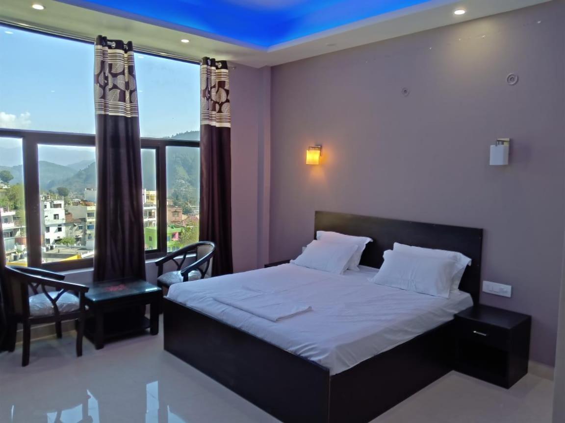 Hotel-78 Pithorāgarh Kültér fotó