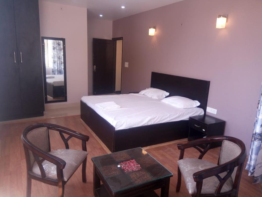 Hotel-78 Pithorāgarh Kültér fotó