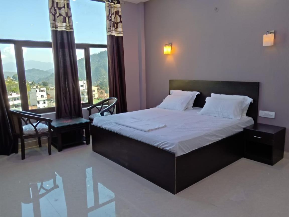 Hotel-78 Pithorāgarh Kültér fotó