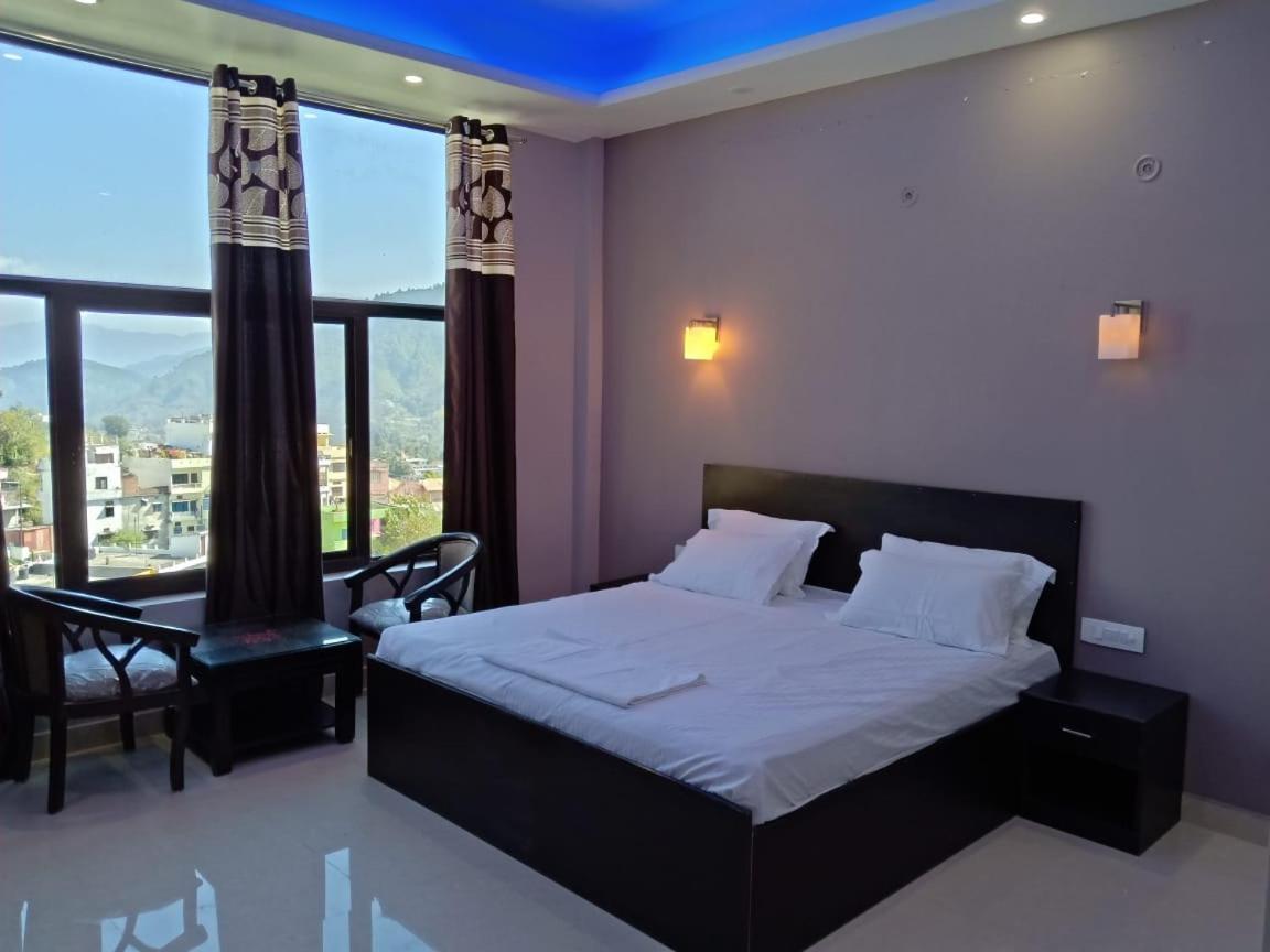 Hotel-78 Pithorāgarh Kültér fotó