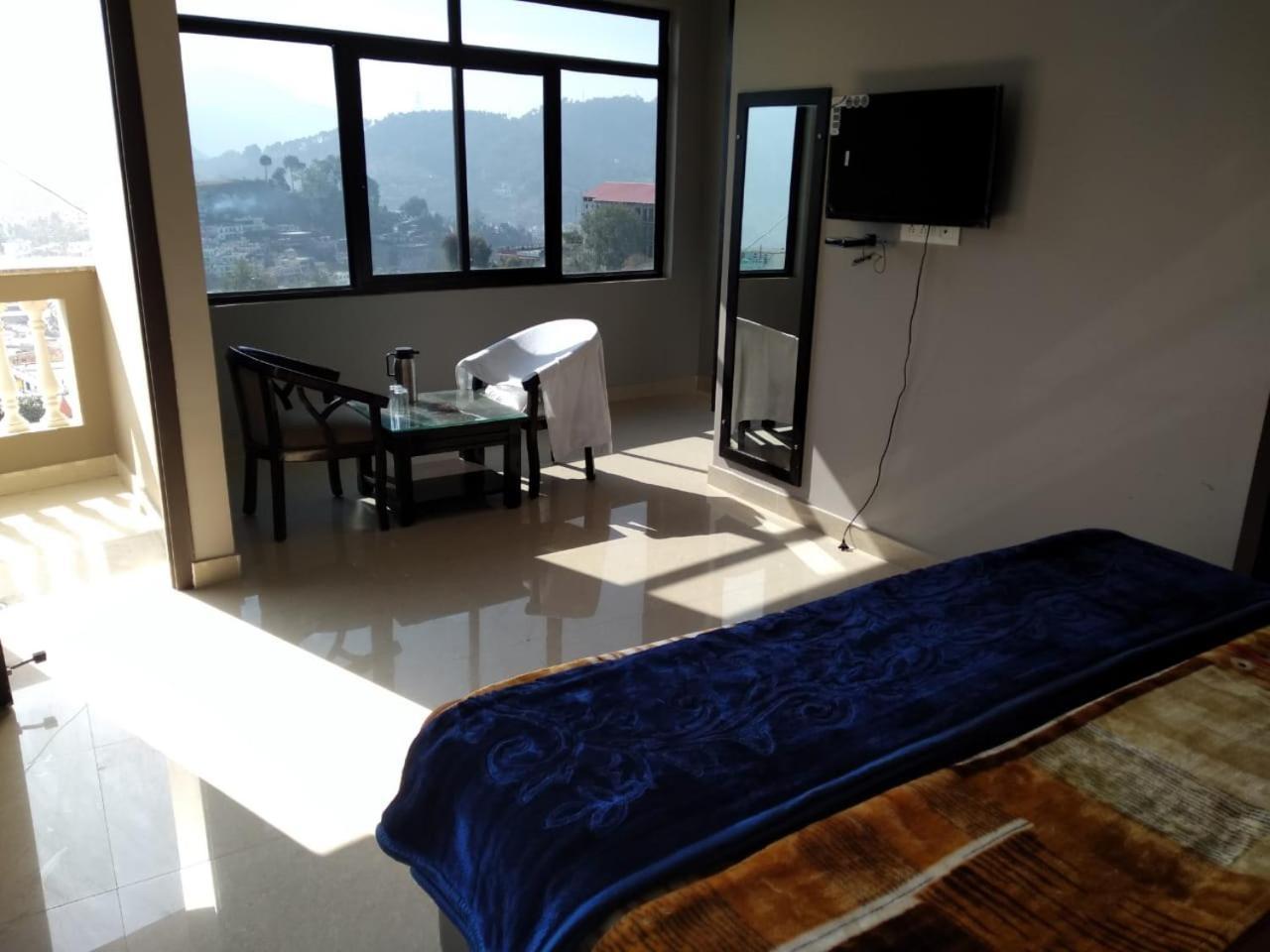 Hotel-78 Pithorāgarh Kültér fotó