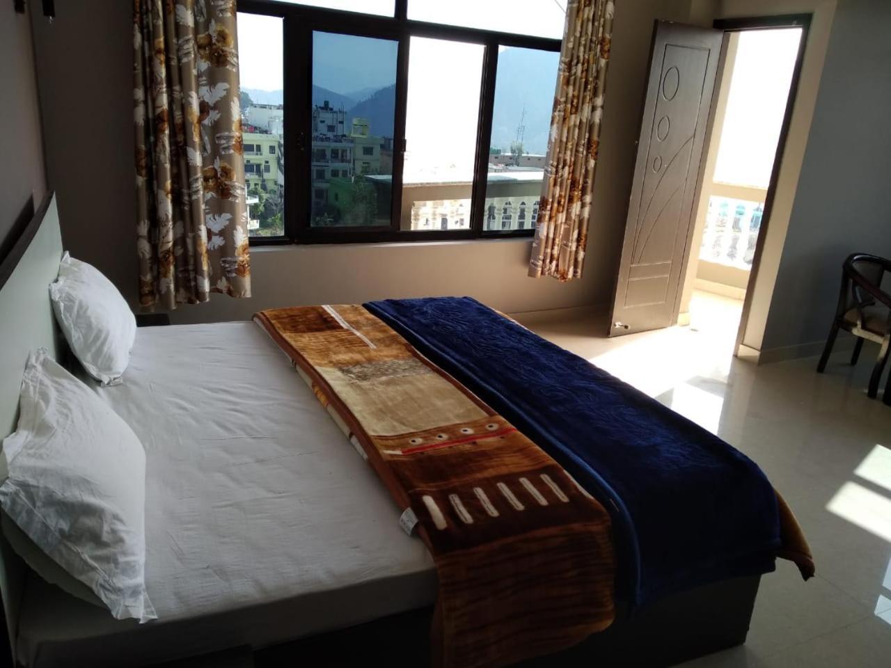 Hotel-78 Pithorāgarh Kültér fotó